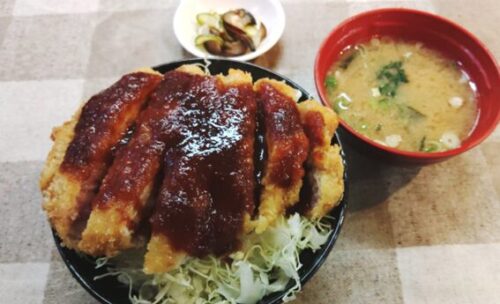 まるい食堂ソースかつ丼